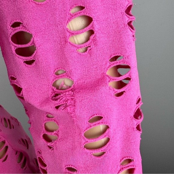 POSH by V Perforated High-Neck Pink Long Sleeve‎ Stretch-jersey Top - Picture 4 of 13